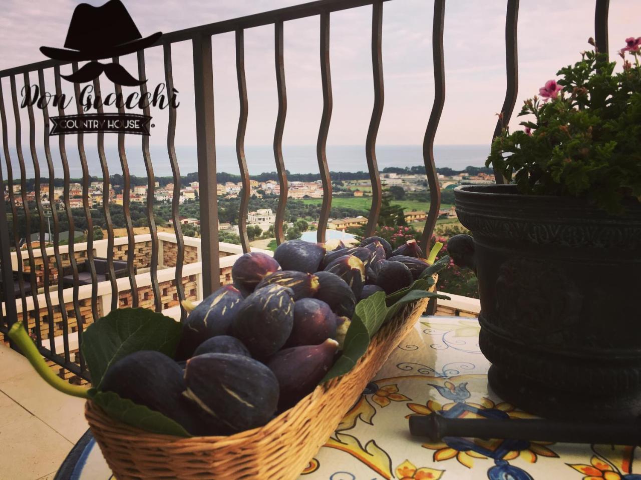 Don Giacchi Country House Καταντζάρο Εξωτερικό φωτογραφία